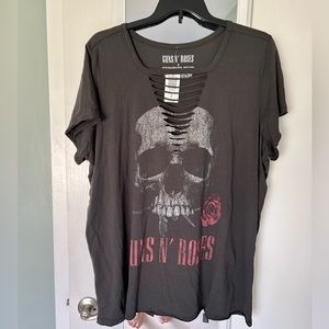 Guns N Roses official slashed tee.